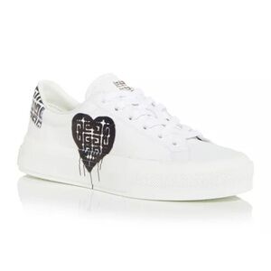 Givenchy x Chito City‎ Sport Low 4G Heart Graffiti Sneaker 🔥